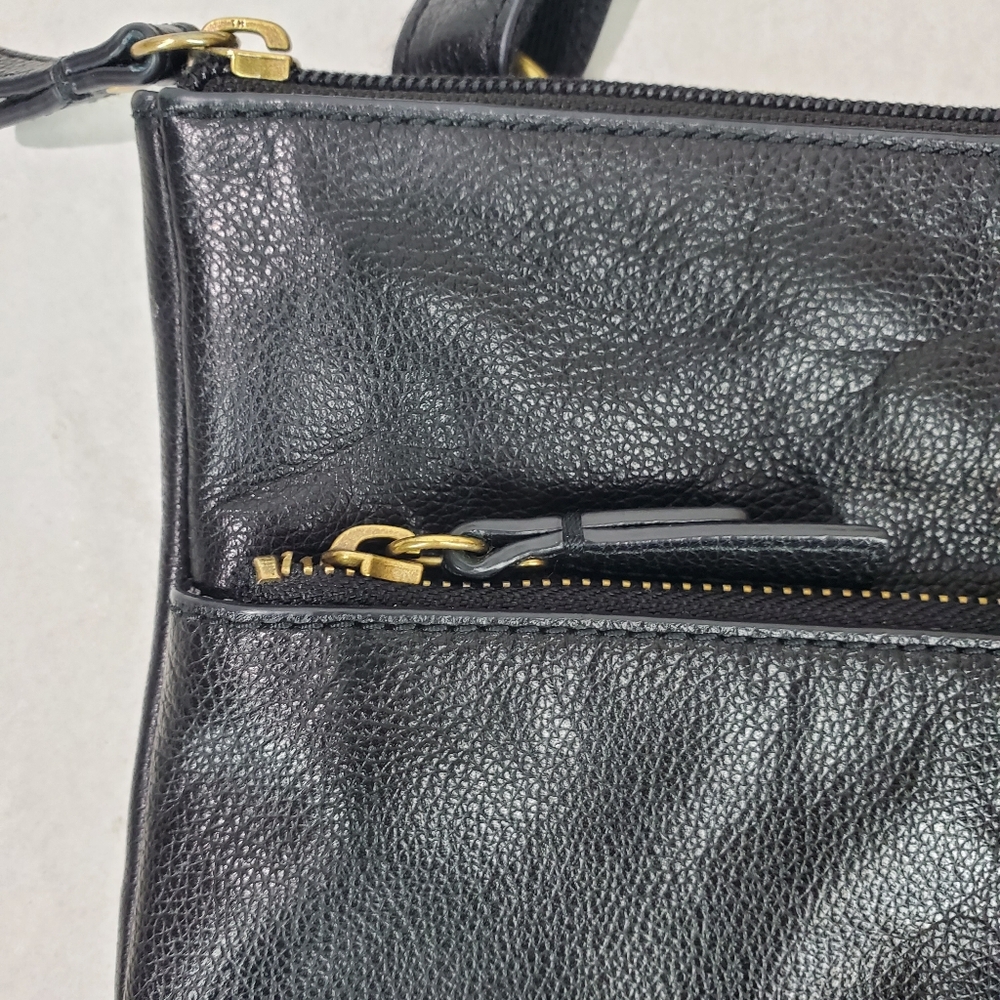 FOSSIL 1954 Black Pebbled Cowhide Leather Adjustable Crossbody Bag & Coin Purse - Picture 5 of 16